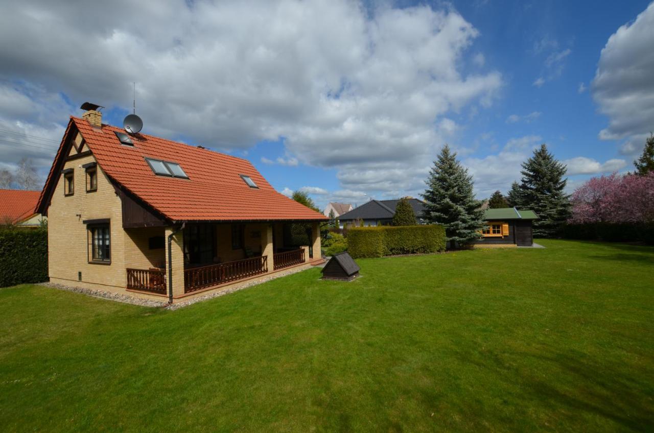 Dom Wakacyjny Jaski Trzcianka Exterior photo